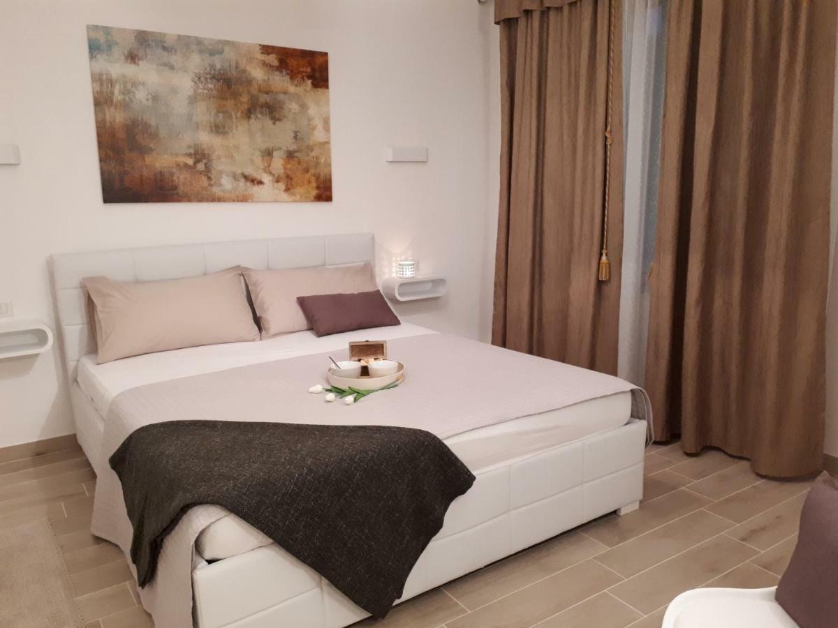Villa Zoe Porec Exterior photo